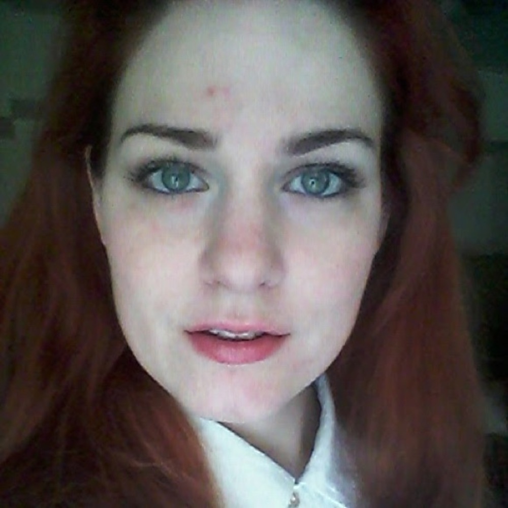 Meet your Posher, !adrienne